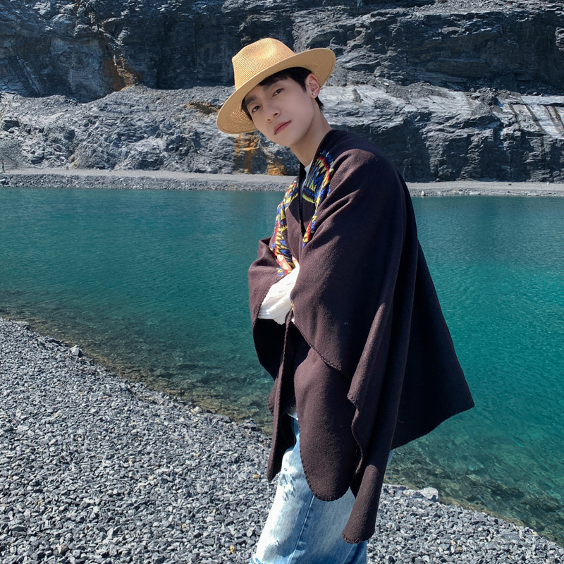 Mens Fashion Poncho - Jubah Pria Gaya Etnik untuk Perjalanan